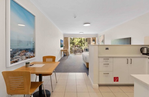 Manly Apartment | Marvelous Manly Summ