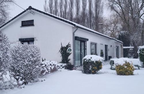 Templeuve Bed & Breakfast | Mary's Poppies - Bed & Breakfast