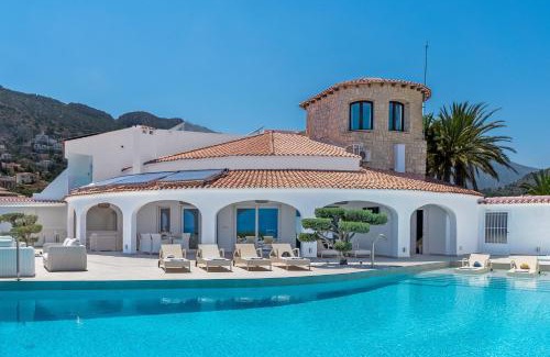 La Canuta Villa | Maryvilla Inspiracion y Vacaciones - Grand Villa Penon