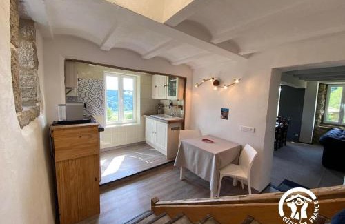 Saint-Laurent-de-Cerdans House | MAS LO BOACH