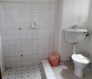 Central Region Hostel | Masaka Backpackers, Tourists Cottage & Campsite