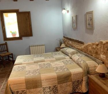 Monroyo House | Masia de la Serra de la Cogulla