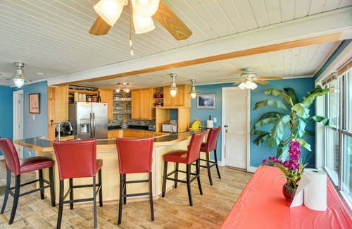 Somerset House | Massachusetts Vacation Rental: 5 Mi to Fall River
