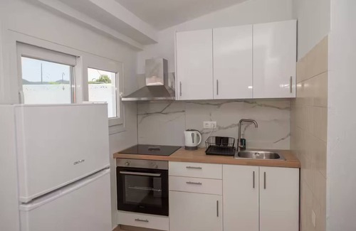 Agios Stefanos Avliotes Condo | Massalia Suites Eolia