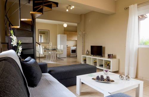 Kalathas Villa | Massive Luxury Villa*private heated pool*Perfect 4 large groups up to 16 guests