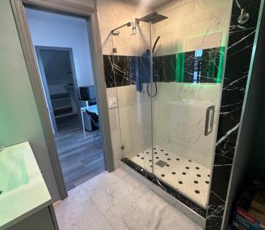 Los Angeles Bed & Breakfast | Master bedroom with private bathroom by Sofi Stadium