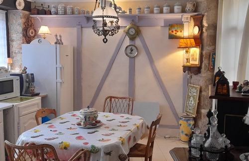 Carennac Bed & Breakfast | Master suite = 50 m2 - Air-conditioned - 2 bedrooms - near rocamadour-Padirac
