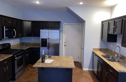 Enterprise House | Master Suite and Guest Rooms for budget Travelers
