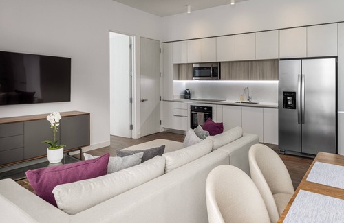 San Antonio de Belen House | Master Suite DLX