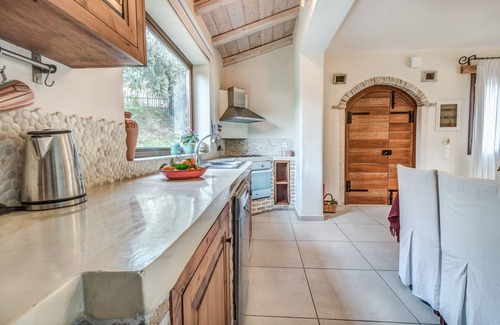 Kavvadades Villa | Mastrogiannis Country Retreat - private villa Levanda (4 bedrooms , sleep 8-10)