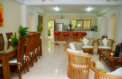 Muri Apartment | Matahere's Downstairs Muri