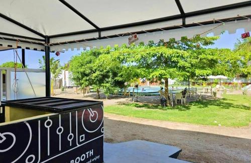 Mlingotini House | MaTemu Square - 12 Cottages Breakfast Swimming