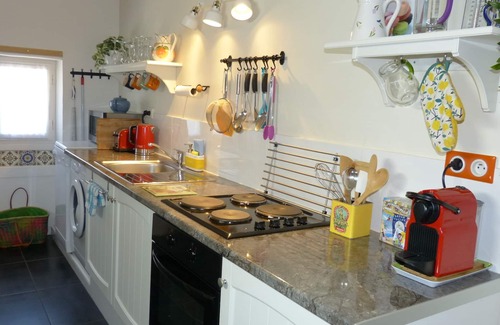 Sarlat-la-Caneda Apartment | Matisse, delightful apartment in Sarlat. Ideal for couples. Free WiFi & parking