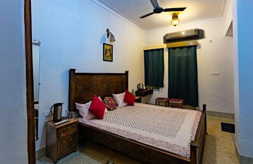 Paota House | Matra Chaya