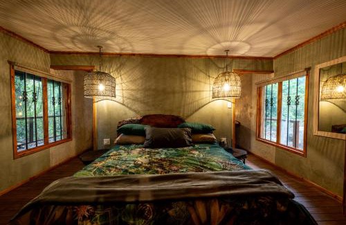 Tzaneen Apartment | Matumi Trail Forest Lodges - Matumi and Mitzeeri