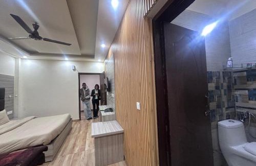 Talwandi Sabo Hotel | Maur Hotel & Cafe