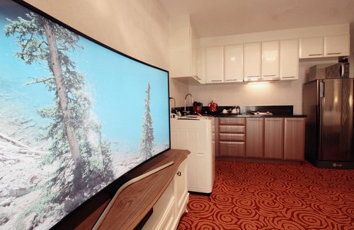 Pinagsama Apartment | MaxStays Max Pavilion at The Venice Residences