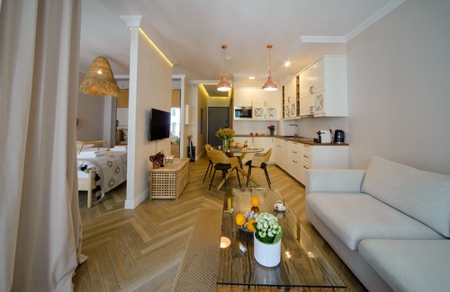 Gdansk City Center Apartment | Maya's 33
