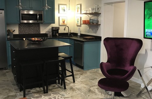 Mount Airy Apartment | Mayberry & Main - 'The Mayberry Suite'