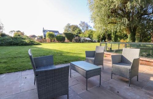 Blackpool House | Mayfield Cottage