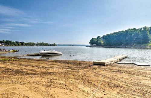 Mayfield House | Mayfield Home with Private Dock on Lake Sacandaga!