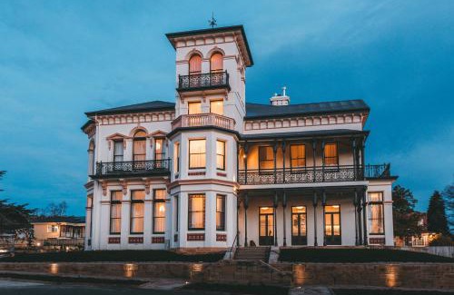 New Town Hotel | Maylands Lodge