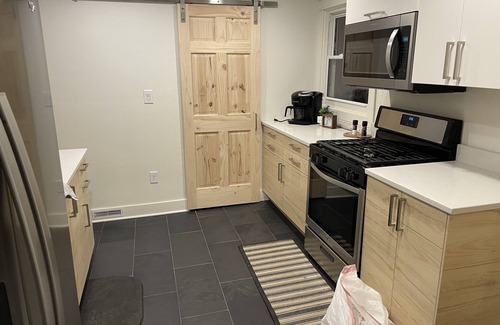 Kutzky Park House | Mayo Discount! Main floor bath and laundry. 3 blocks to Mayo Clinic