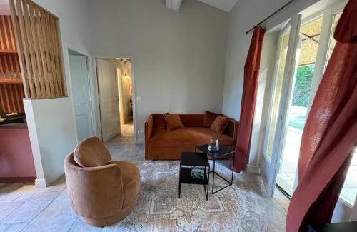 Eygalieres Villa | Mazet Arlequine
