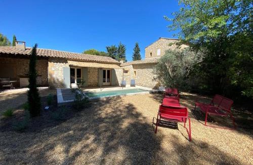 Eygalieres Villa | Mazet Arlequine