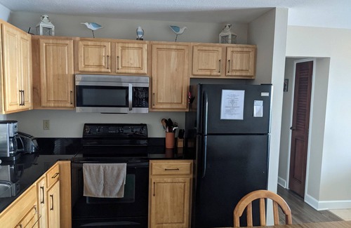 Put-in-Bay Condo | MBI Sunrise Waterfront Condo - Beautiful Lake Views