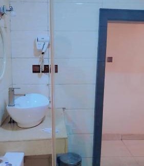 Udi Bed & Breakfast | McLorrets Suites