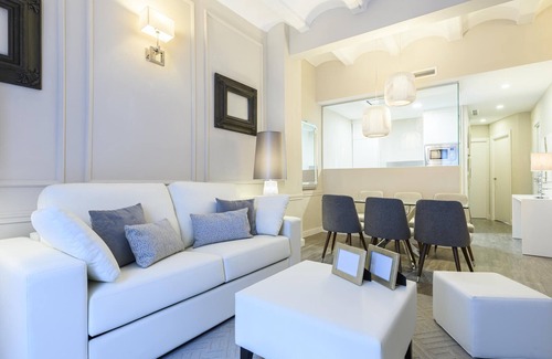 La Roqueta Apartment | MD Pelayo center with terrace