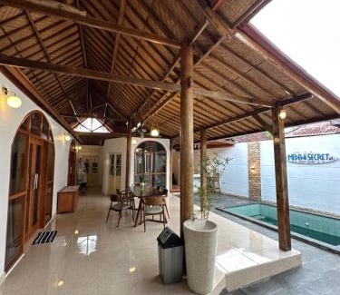 Medewi House | Medewi Secret SurfCamp