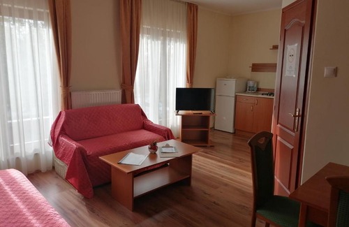 Nagykanizsa Bed & Breakfast | Medgyaszay Panzió