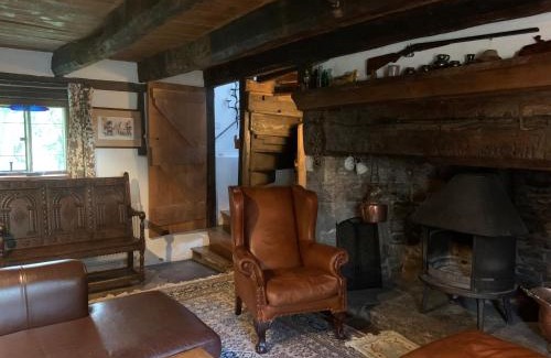 Llanvair Kilgeddin House | Medieval Cottage in rural Monmouthshire.