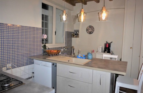 Viviers House | Medieval house, terrace in the sun, shady enclosed garden, swimming pool