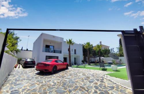 Vista Hermosa Villa | Mediterranean Moon House