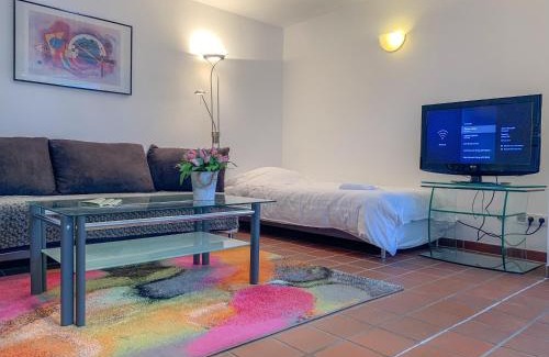 Buderich Apartment | Meerbusch Apartments - 20 Min Messe DUS