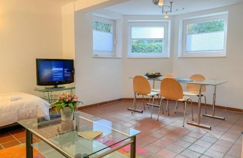 Buderich Apartment | Meerbusch Apartments - 20 Min Messe DUS