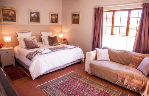 Nieu-Bethesda Apartment | Meerkat Self-catering
