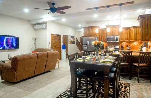 Manglaralto Apartment | Meet us on where the sun kisses the waves: at Moonlight Apartment!