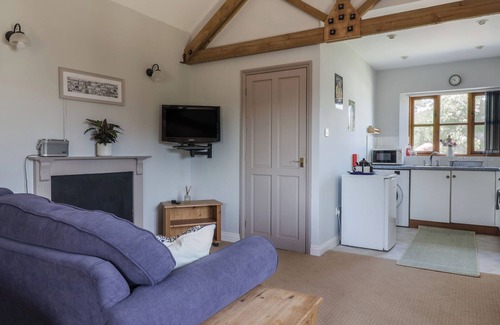 Axminster Cottage | MEGS ROOST, romantic, character holiday cottage in Colyton