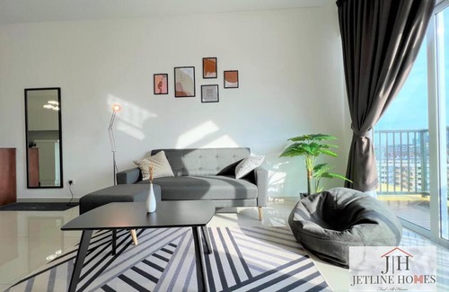 Malacca City Apartment | Melaka {Nova8 Suite} City-View/4Pax/WIFI/tv-box