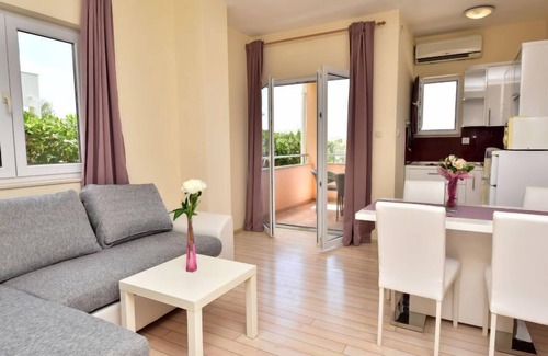 Dinjiska Apartment | Melandura by Interhome