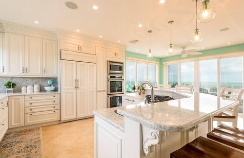Melbourne Beach Villa | Melbourne Beach Oceanfront Villa w/Pool