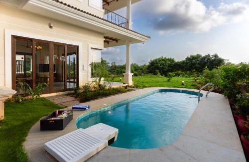 Saunta Vaddo Villa | Melhor Stays Villa - L-E4 Luxurious 4BHK villa with private pool, Arpora