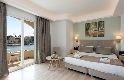 Kassiopi Hotel | Melina Bay Boutique Hotel