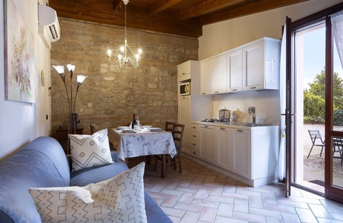 Scandiano Apartment | Melissa apartment