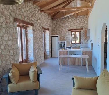 Tsoukaladhes Villa | melivaroni villa
