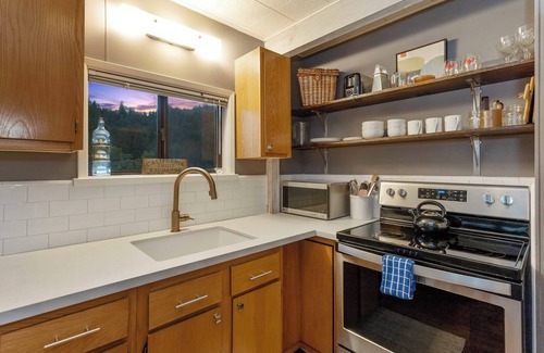 Guerneville House | Melody Vineyard Cottage